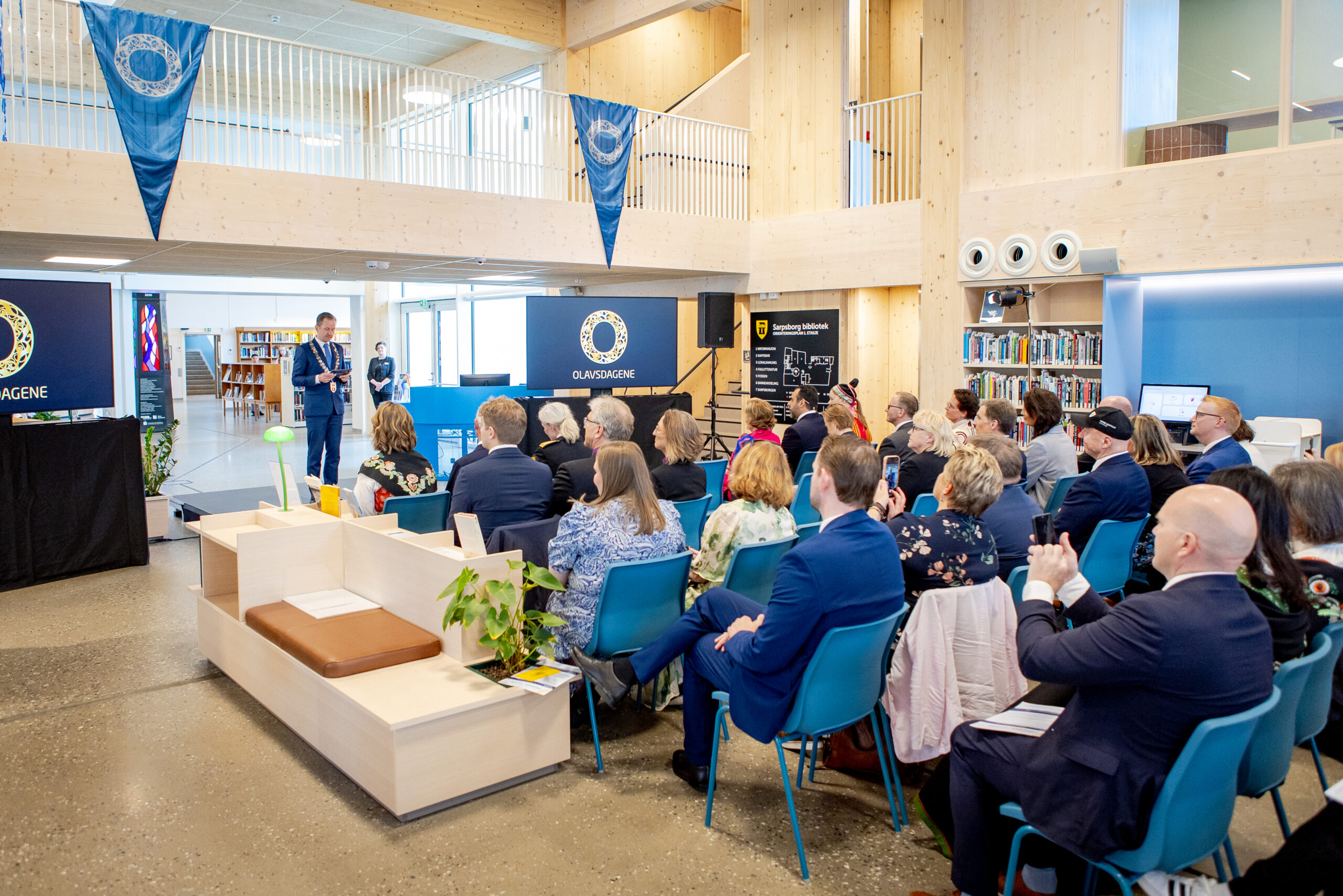 Ordførerens tale under mottakelsen for H.M. Dronningen på Sarpsborg hovedbibliotek 12. juni